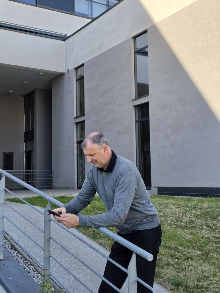 Fotografije so posnete s Samsung Galaxy S26 Ultra.