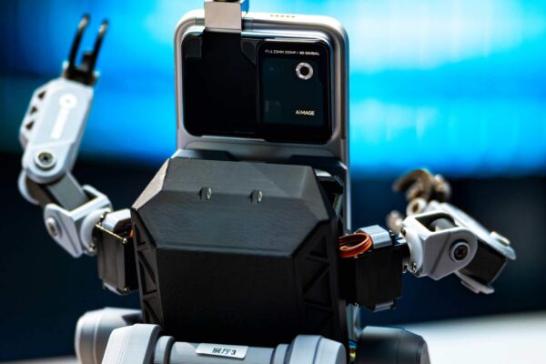 Robot Phone za profesionalno snemanje