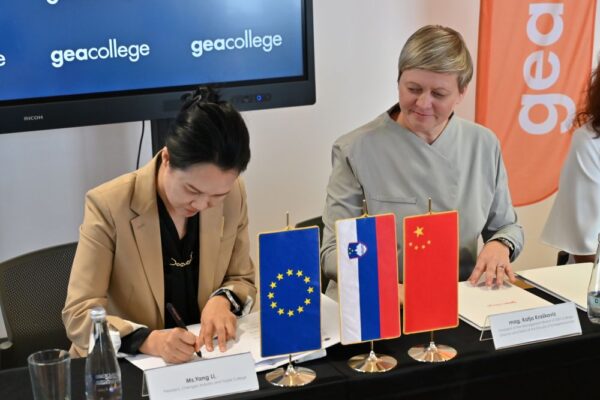 GEA College vzpostavlja nove podjetniške povezave s Kitajsko